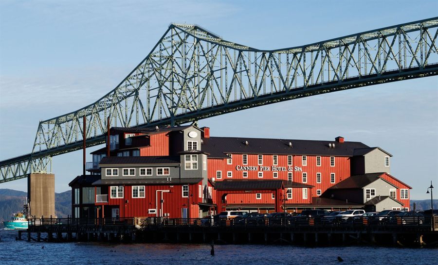 Cannery Pier, Astoria